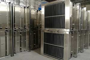 ���������������̾������糡